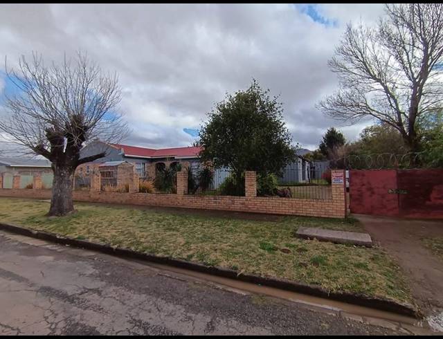 12 BEDROOM HOUSE FOR SALE IN WESTBOURNE